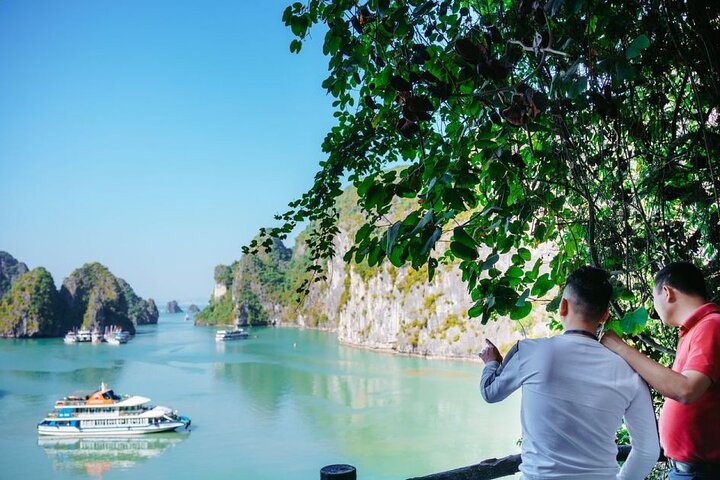 Ha Long Bay and Ninh Binh Gateway 2 Days 1 Night Tour