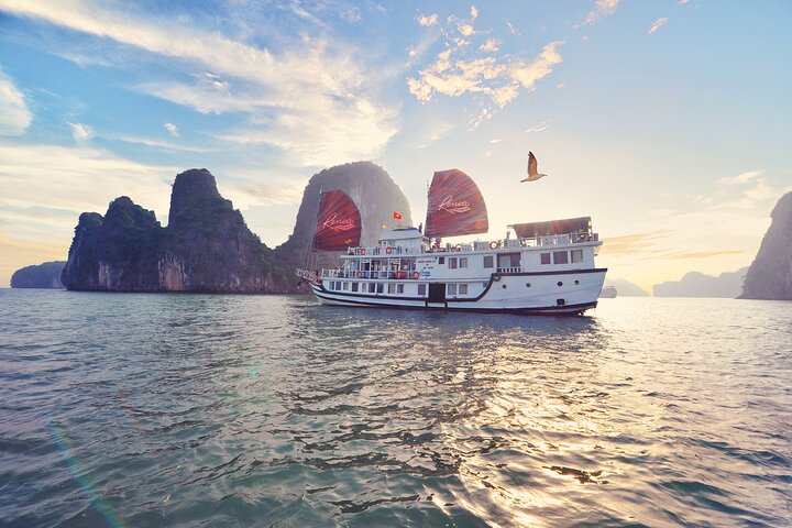 Boutique Bai Tu Long Bay Cruises 2 Days Tour Transfer from Hanoi Boutique Bai Tu Long Bay Cruises 2 Days Tour Transfer from Hanoi