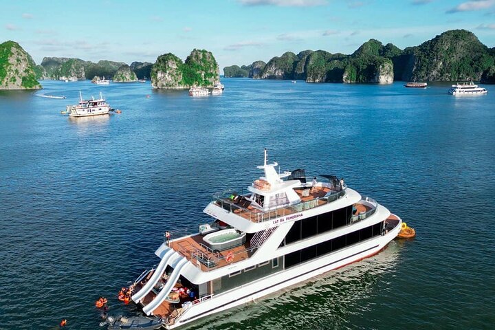 Sail Through the Majestic Lan Ha Bay with D’Charme Luxury Cruise