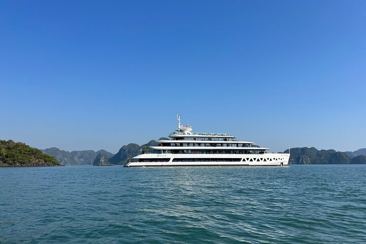 Elite of The Seas - Top Vip Cruise in Halong Bay - 3Days/2Nights Elite of The Seas – Top Vip Cruise in Halong Bay – 3Days/2Nights