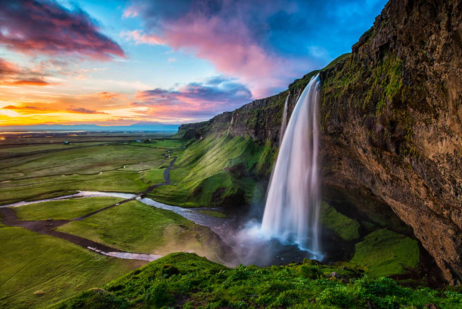 Private tour South Coast and Waterfalls
