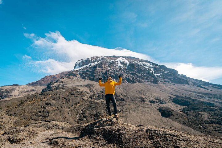 8 Days Kilimanjaro Trekking Adventure Machame Route 8 Days Kilimanjaro Trekking Adventure Machame Route