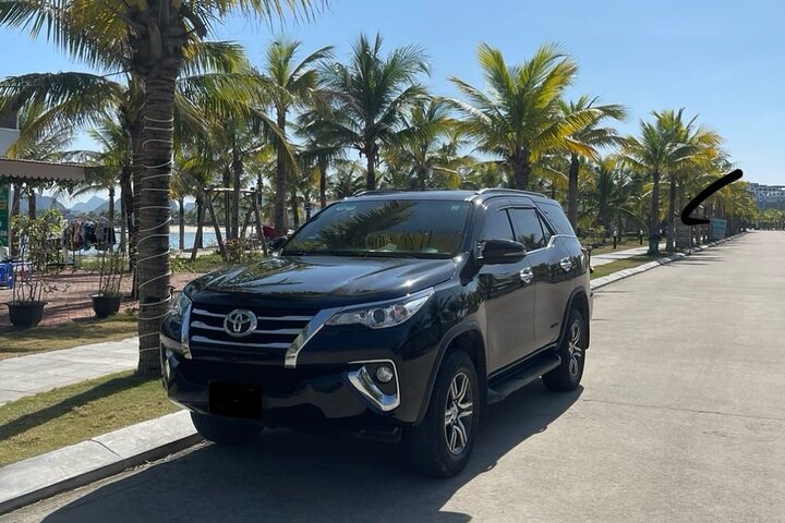 Noi Bai Airport or Ha Noi City Car Transfer to Ha Long Bay Noi Bai Airport or Ha Noi City Car Transfer to Ha Long Bay