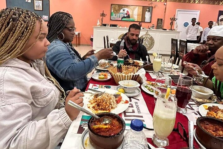 Eat Like a Local on a Traditional Egyptian Food and Tea Tour