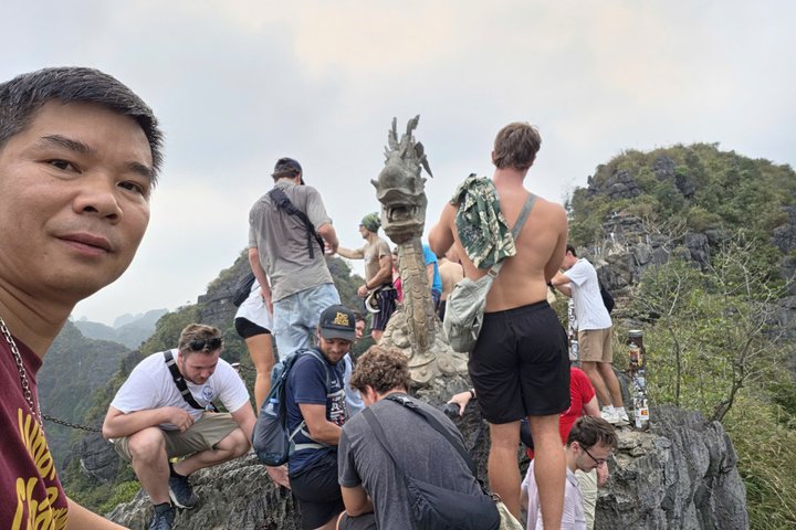 Hiking Mua Cave and Tam Coc Boat Trip Hoa Lu History in Ninh Binh