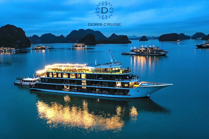Doris Cruise – Luxury 2 Days Cruise in Halong Bay & Lan Ha Bay