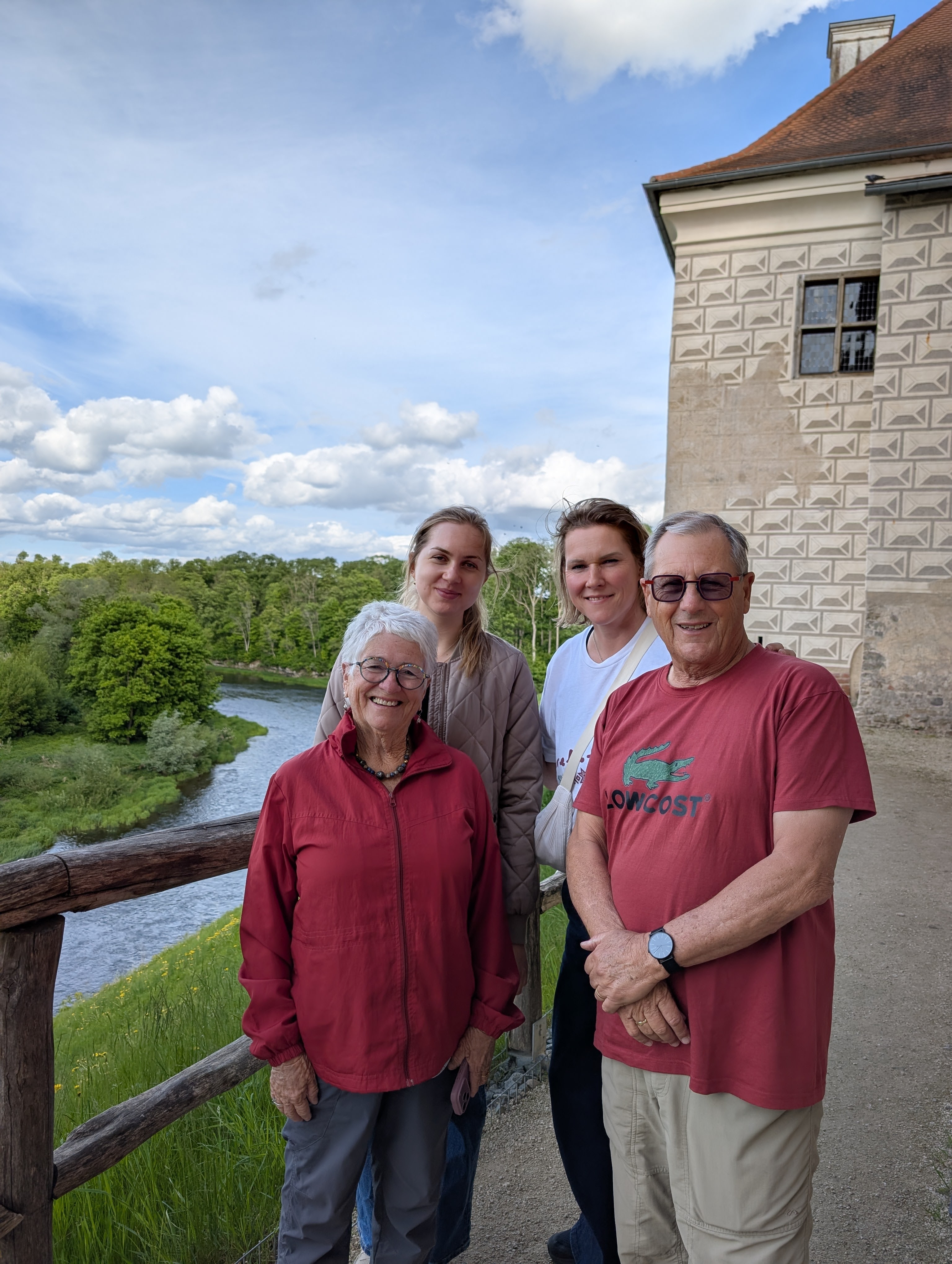 From Riga: Rundāle Palace, Bauska Castle & Ķemeri Bog Walk