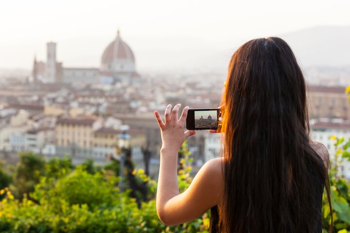 Private Day Trip: Rome to Florence & Pisa w/Lunch and Luxury Car!