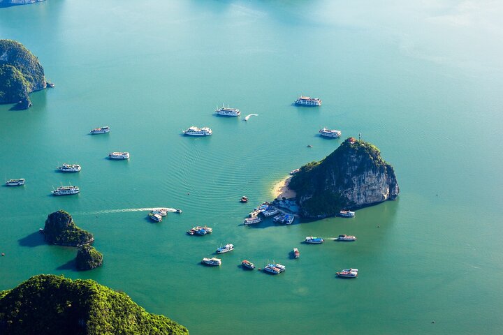 5-Day Northern Vietnam Discovery Ninh Binh & Halong Bay Wonders
