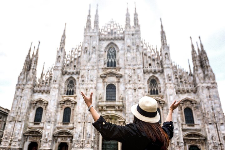 Rome to Milan by Rail: Private Day Tour – Art, History & Style