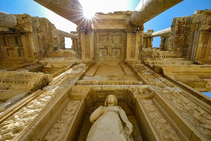 2 Day Ephesus and Pamukkale Tour from Istanbul with Flights
