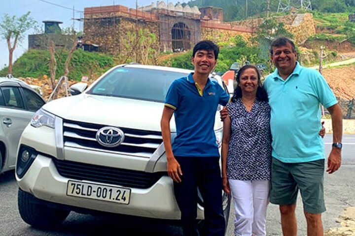 Private Hue Discovery Tour with Car and English Driver