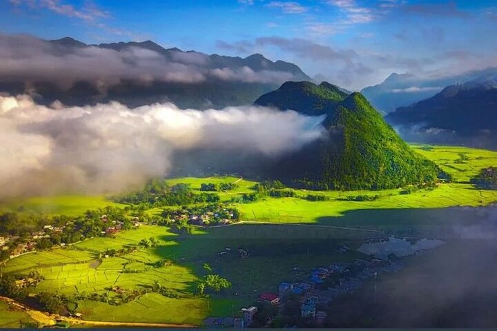 Hanoi: BEST Day Trip to Mai Chau Explore hidden charms, biking