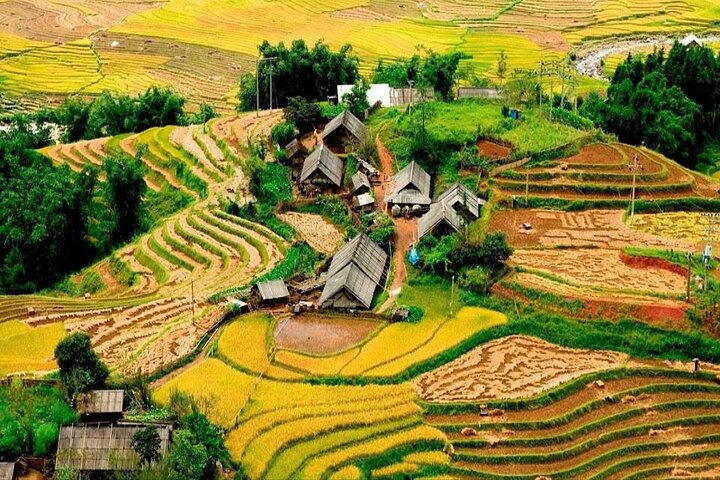 2-Days Sapa Trekking From Hanoi Overnight in Tavan Village