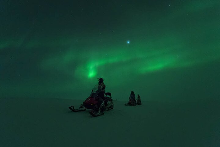 Authentic Northern Lights Snowmobile Safari in Levi with Campfire Snacks & Hot Drinks Authentic Northern Lights Snowmobile Safari in Levi with Campfire Snacks & Hot Drinks