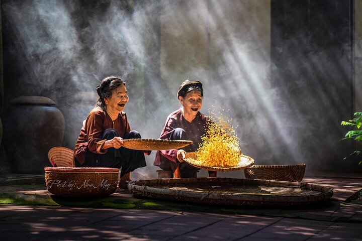 Hanoi: Duong Lam Ancient Village Highlights Discovery Jeep Tour Hanoi: Duong Lam Ancient Village Highlights Discovery Jeep Tour