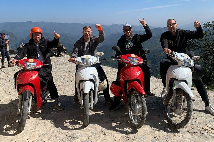 4 Day Ha Giang Loop Motorbike Tour – From Ha Noi and Return