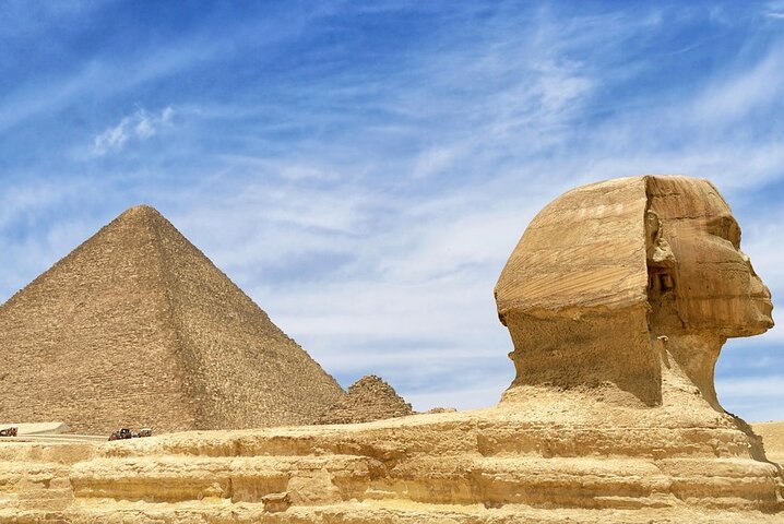 Private Day from Sharm to Cairo by Plane with All entrance fees, Lunch and Guide