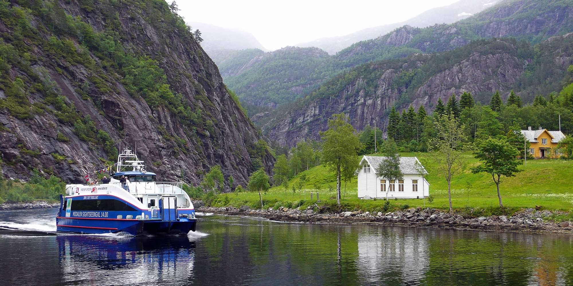 Osterfjorden cruise from Bergen, group tour
