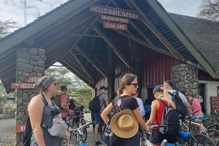 Breathtaking Hellsgate and Lake Naivasha Day Trip- Free WI FI