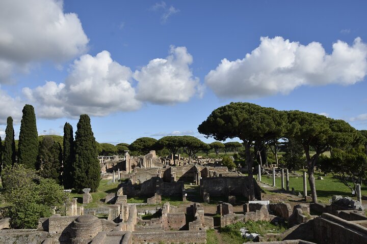 Private 4-Hour Ostia Antica Tour from Rome by Train