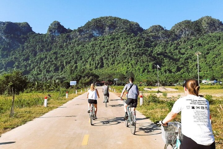 From CatBa, Lan Ha Bay Full-Day Boat Trip-Meals, Kayaking, Biking