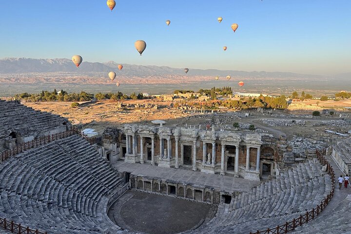 Private Pamukkale Day Tour From Istanbul with Flights