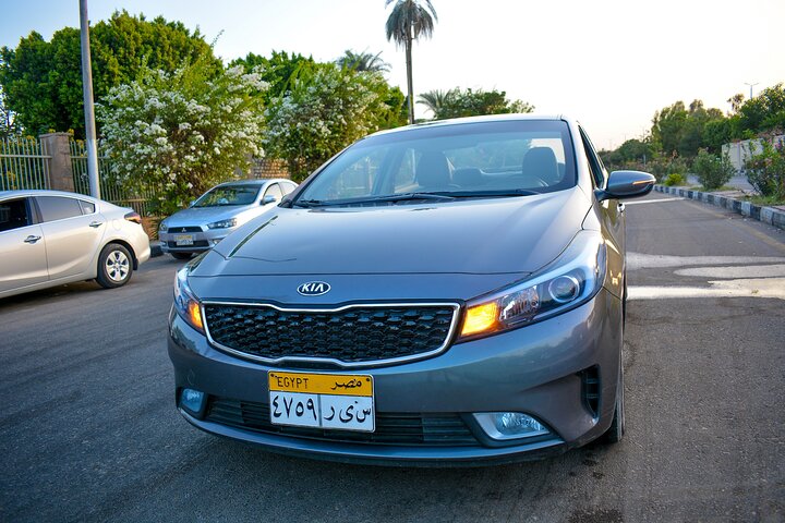 Private Cairo to Sphinx Airport Transfer On Time Departure VIP
