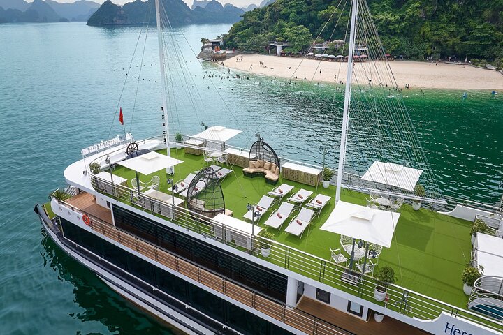 From Hanoi: Luxury Halong Hercules Premium Cruise, Buffet Lunch