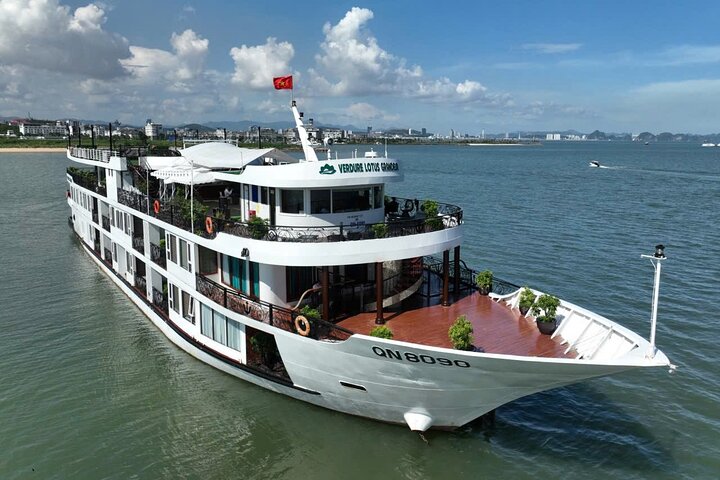 Verdure Grand Cruise Halong Overnight 5 Stars Cruise (2D1N)