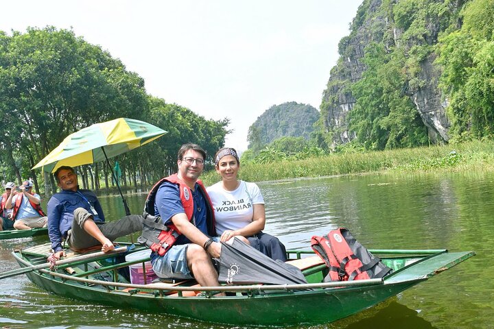 From Hanoi to Ninh Binh Full-Day Small Group of 9 Guided Tour From Hanoi to Ninh Binh Full-Day Small Group of 9 Guided Tour