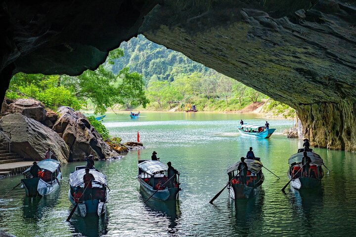 Da Nang & Hoi An to Phong Nha: Explore Phong Nha & Paradise Caves Da Nang & Hoi An to Phong Nha: Explore Phong Nha & Paradise Caves