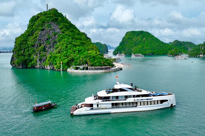 Luxury Ha Long Bay Symphony Day Cruise from Habour with Lunch Luxury Ha Long Bay Symphony Day Cruise from Habour with Lunch