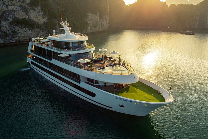 Stellar Of the Seas – Greatest Cruise in Halong Bay from HANOI