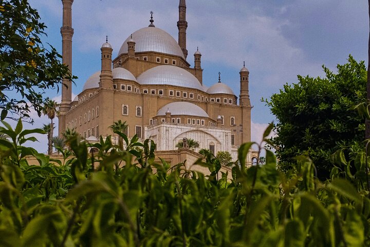 Discover the Wonders of Cairo in a Comprehensive City Tour Discover the Wonders of Cairo in a Comprehensive City Tour