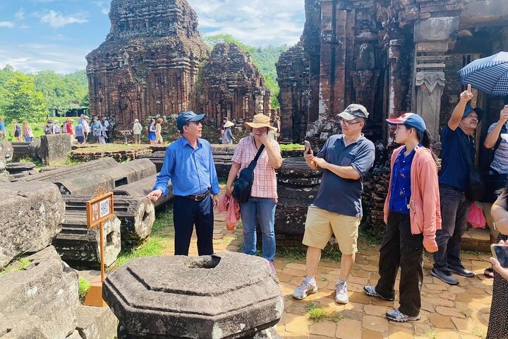 Explore My Son & Hoi An Ancient town from Da Nang - Private tour Explore My Son & Hoi An Ancient town from Da Nang – Private tour