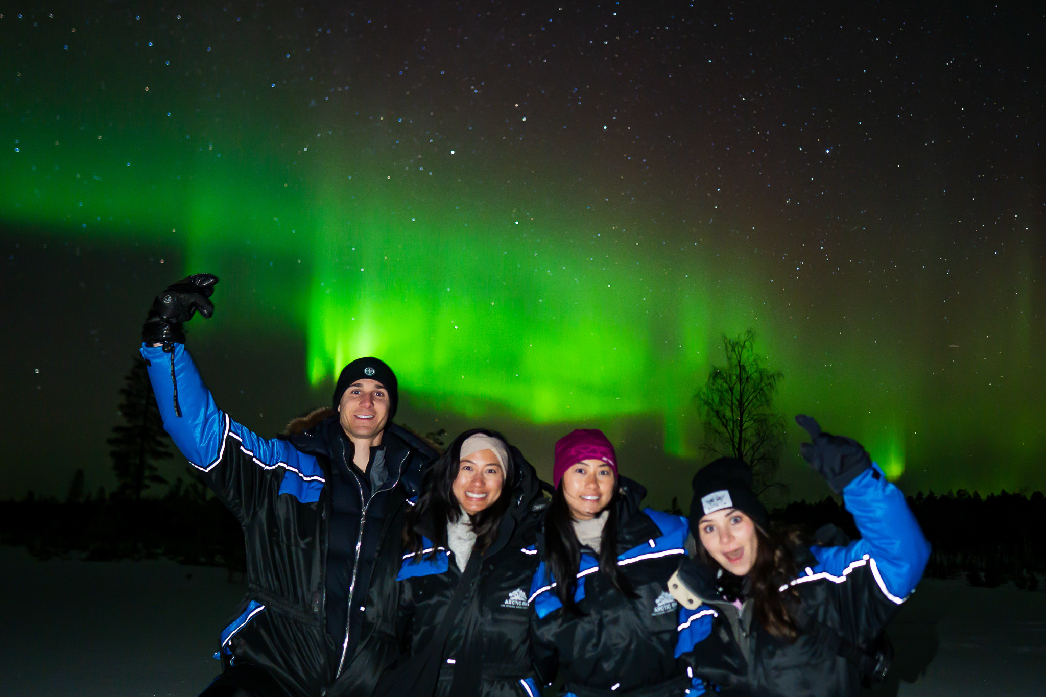 Unlimited Northern Lights Guarantee Tour with Photographer & Unlimited Mileage/Time – Small Group