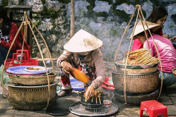 Immersive Street Food Culinary Experience in Hoi An Immersive Street Food Culinary Experience in Hoi An