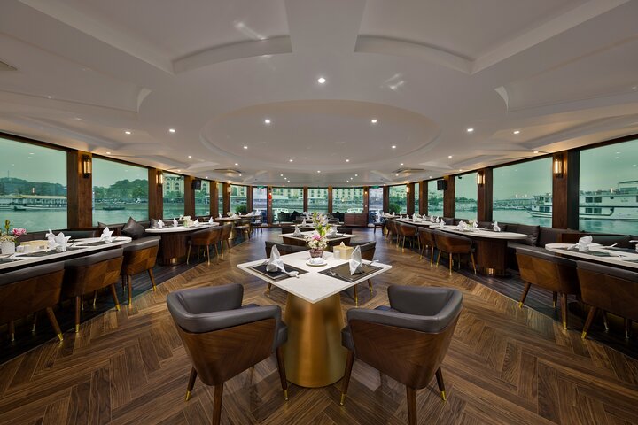 Luxury Catamaran Day Cruise to Lan Ha Bay & Halong Bay