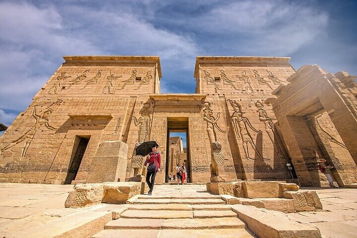 Aswan Private Tour: Philae Temple, Nubian Museum & Village