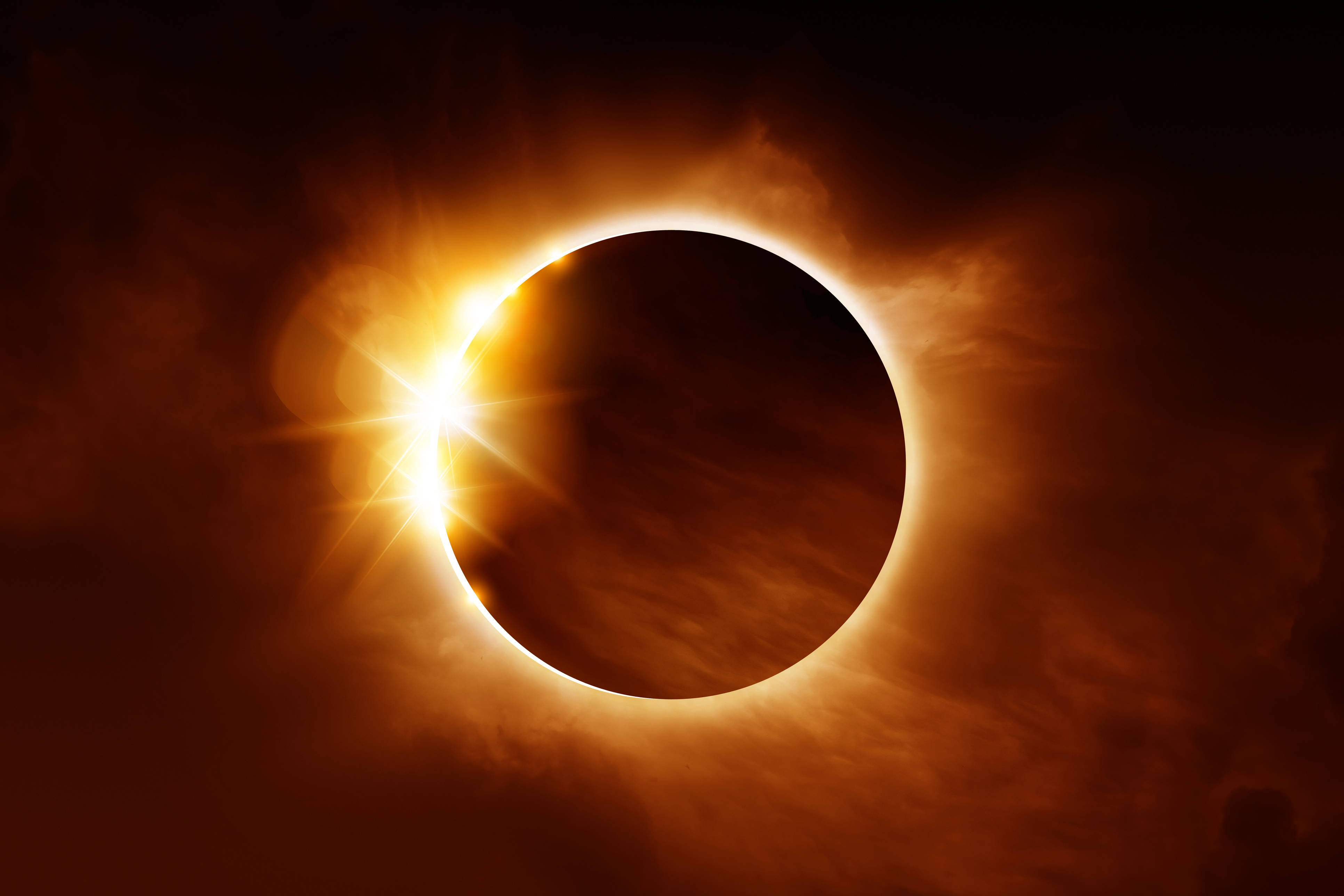 Iceland Solar Eclipse 2026 – Snæfellsnes Experience with Home-Cooked Dinner by Minibus Iceland Solar Eclipse 2026 – Snæfellsnes Experience with Home-Cooked Dinner by Minibus