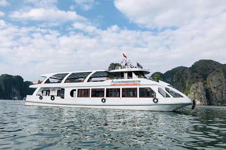Alova Premium Cruise Deluxe Halong Bay Full Day Tour from Hanoi
