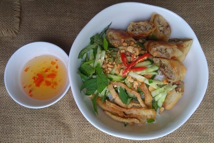 Unique Sai Gon Vegetarian Tour by Motorbike Rider Unique Sai Gon Vegetarian Tour by Motorbike Rider