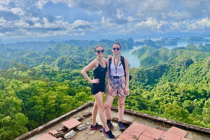 Full-day hiking, trekking in Jungle of Cat Ba National Park