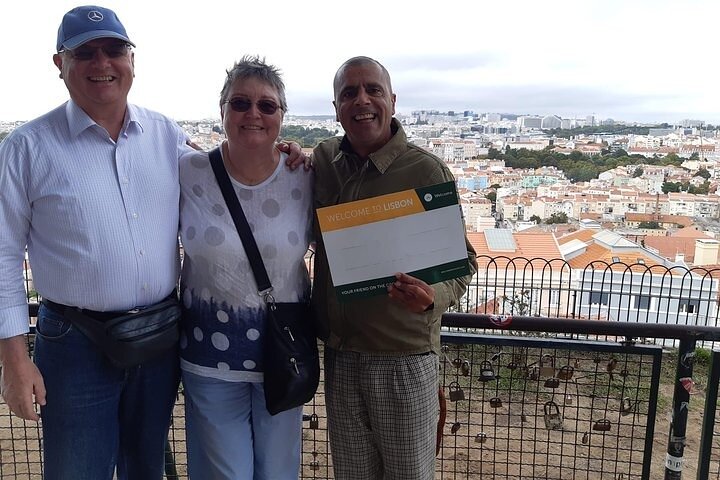 Lisbon to Fatima, Batalha and Alcobaca Private Tour