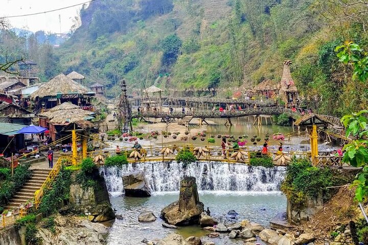 From Sapa to Cat Cat Village: Half-Day Scenic Guided Walking