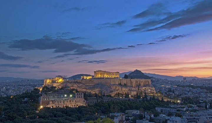 Piraeus port to Athens hotels Private arrival transfer