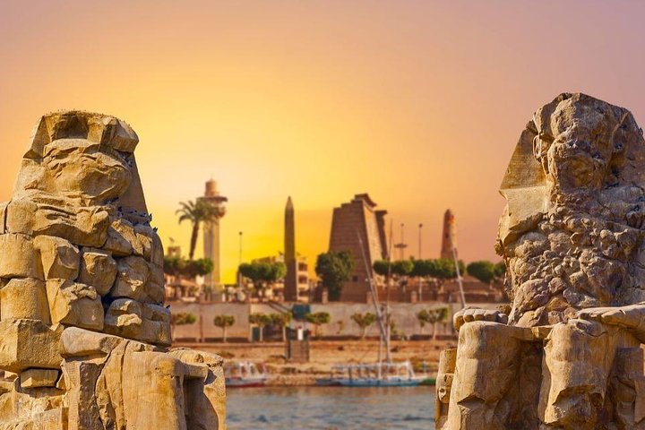 2-Days Private Luxor Tour from Cairo with Lunch