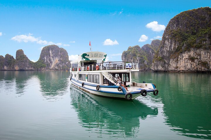 From Hanoi to Bai Tu Long Bay One-Day Cruise (Less Tourist Area) From Hanoi to Bai Tu Long Bay One-Day Cruise (Less Tourist Area)