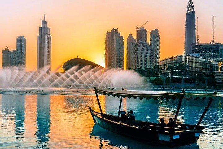 Customizable Private Modern Dubai Tour with Professional Guide Customizable Private Modern Dubai Tour with Professional Guide